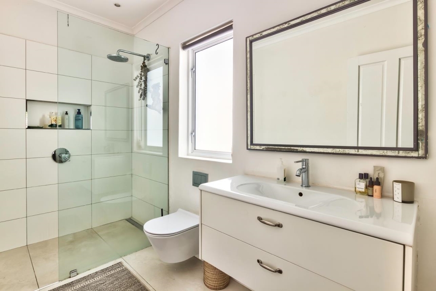 To Let 3 Bedroom Property for Rent in Gardens Western Cape